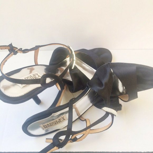 BADGLEY MISCHKA "RUBY" SATIN CRYSTAL JEWELED HEELS - Picture 6 of 9